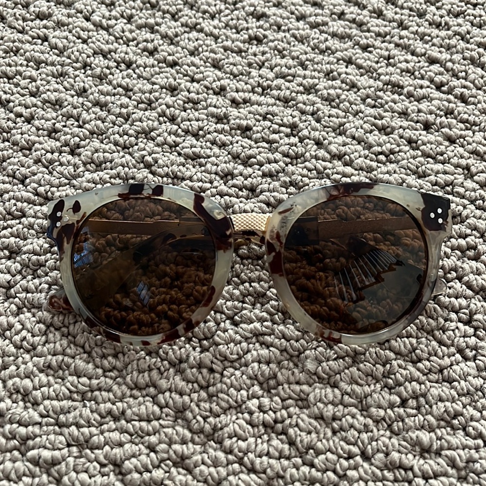 Tortoise CrushEyes Sunglasses